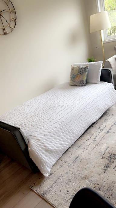 Canal View 2bd Flat - Regents Park! *